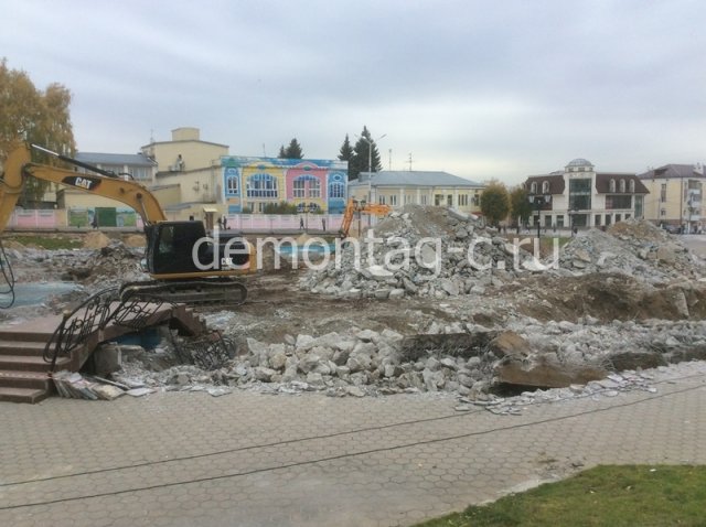 Демонтаж фонтана в городе Ногинске